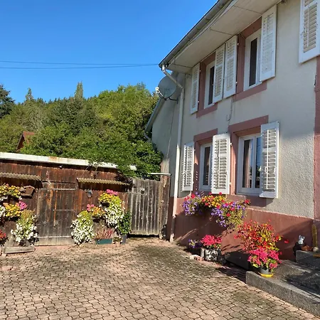 Au Calme Apartment