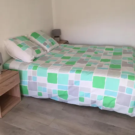 Au Calme Apartment